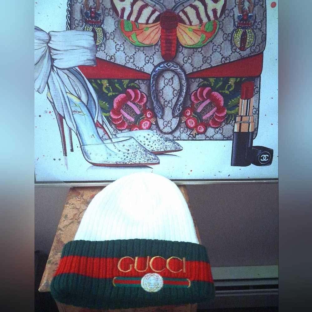 NEW Custom Made Designer Unisex White, Green & Gold Logo Beanie Winter Hat - Picture 6 of 10